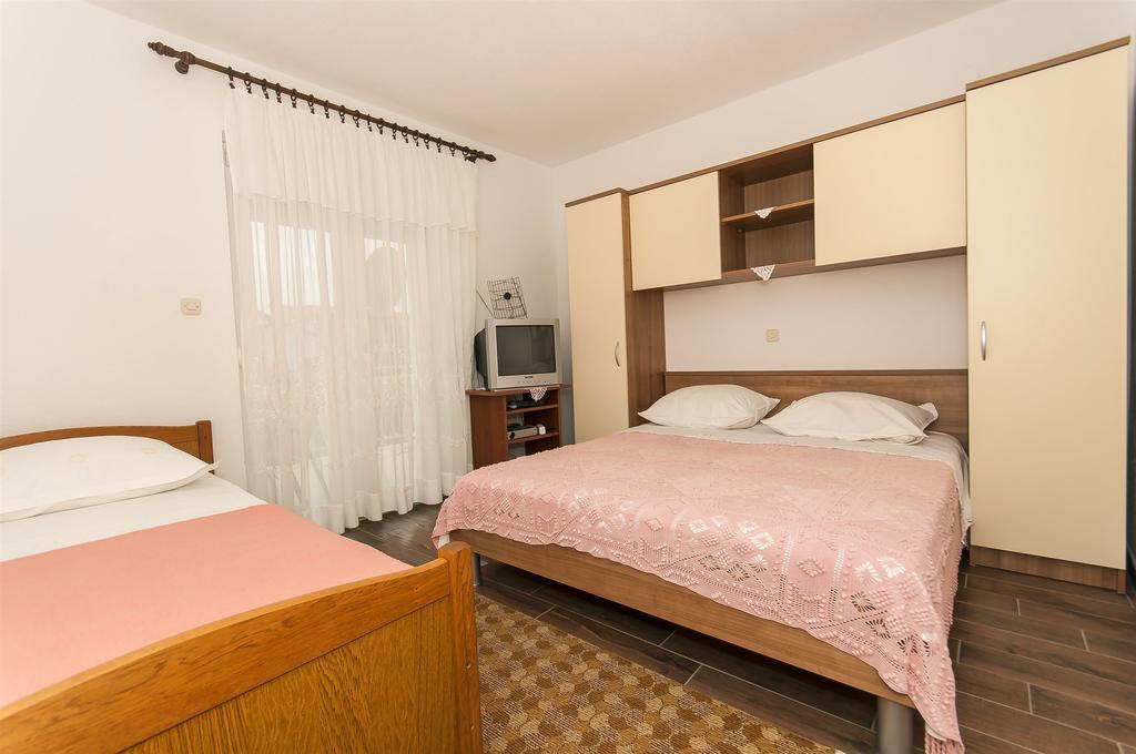 רוגוזניצה Apartments Luca מראה חיצוני תמונה