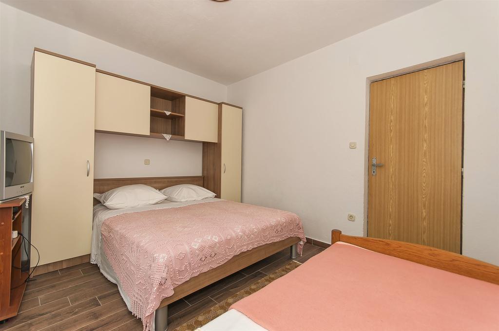 רוגוזניצה Apartments Luca מראה חיצוני תמונה